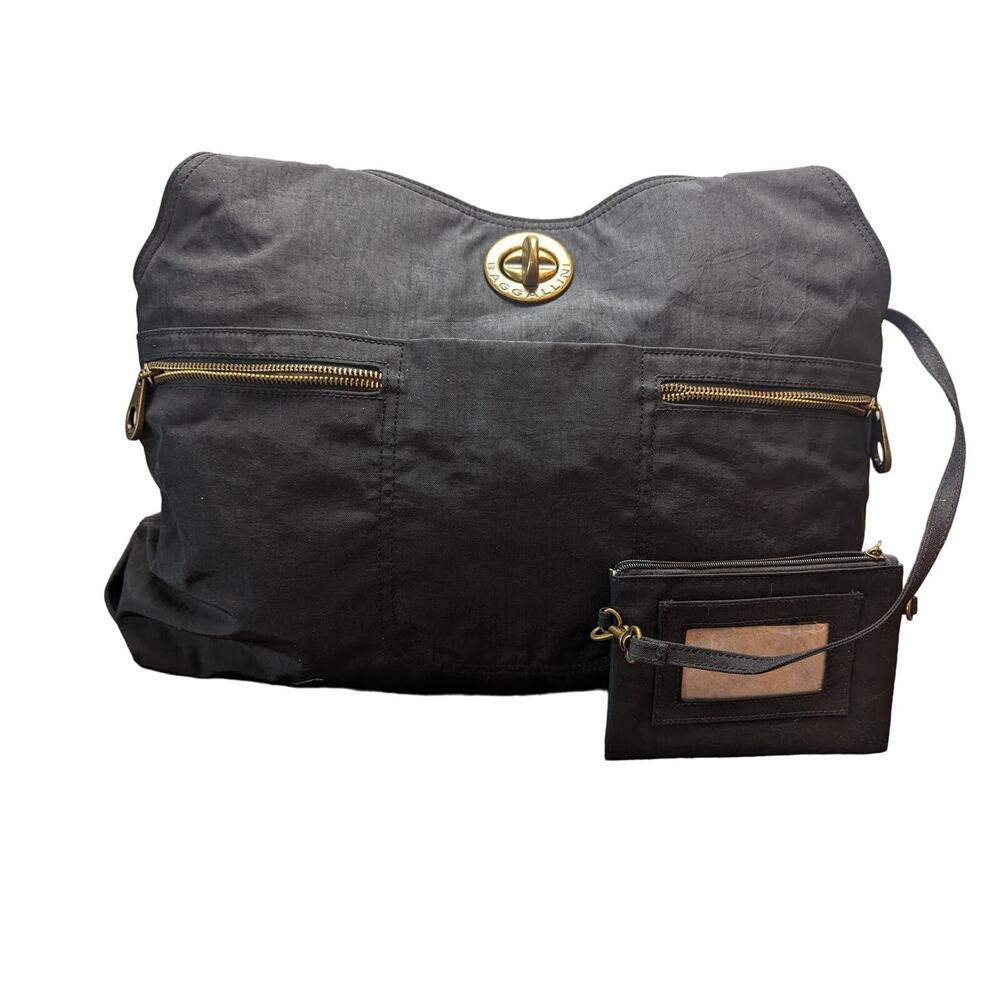 Baggallini Black Travel Bag with ID wallet